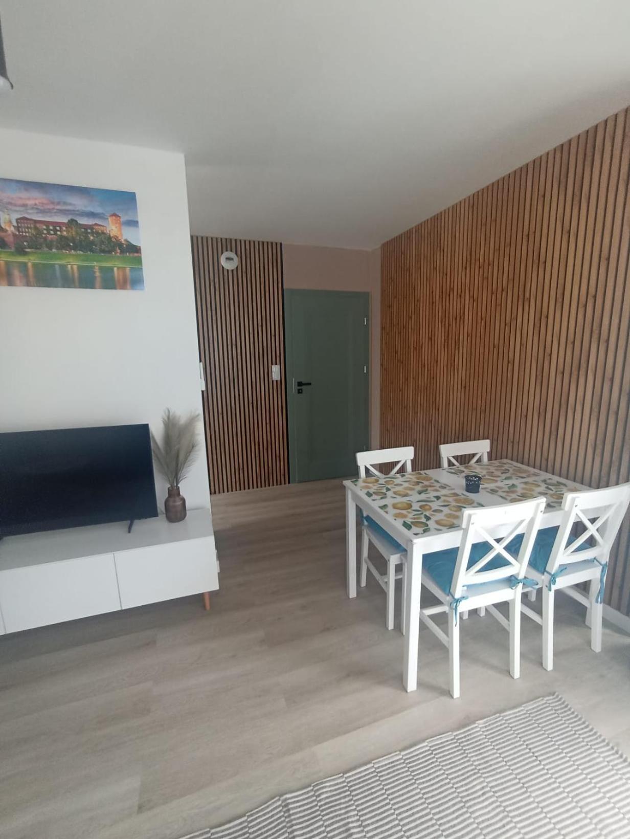 Bialopradnicki Siewna Apartment
